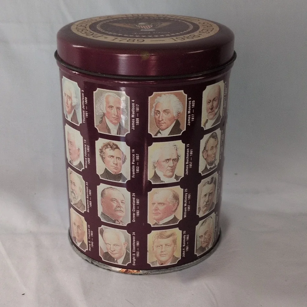 Valleybrook Farms US Presidents Maroon Beige Tin 1985 Presidential Collectible
